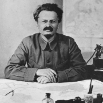 Revolutionary Bio Final Trotsky 2