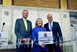 Bildt, the Swedish Foreign Minister, Clinton, US Secretary of State, and Reinfeldt, Swedish Prime Minister, at a recent meeting in Stockholm. Photo: US Embassy