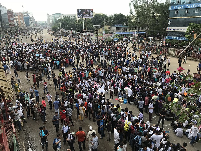 Students Blocked Road for safe road Image Asivechowdhury