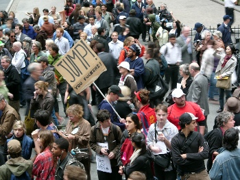 Anger towards the bankers in New York. Photo by how are things on the west coast on Flickr 
