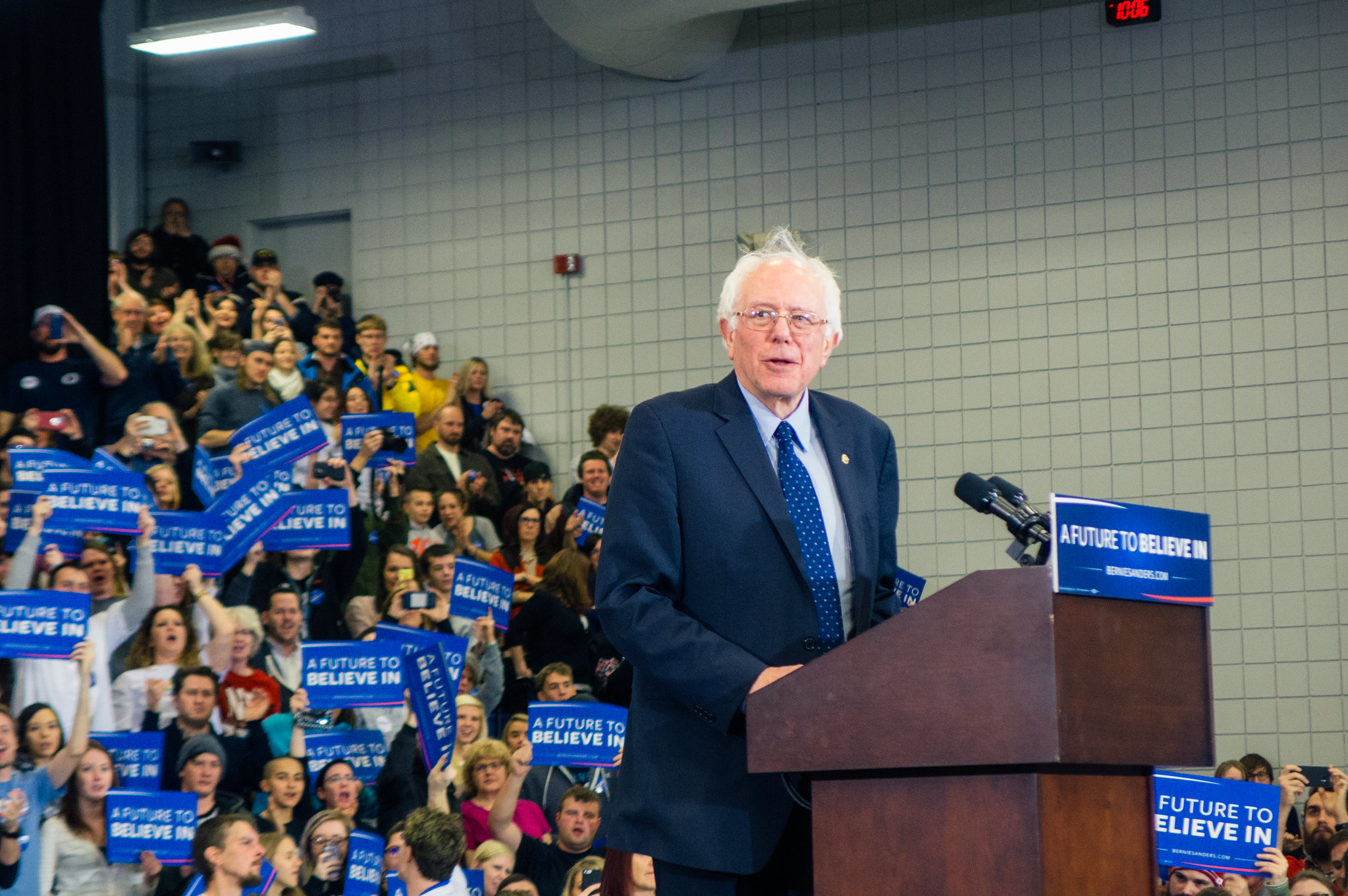 Sanders Iowa 3 Image Flickr Andrew Seaman